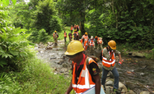 Course participants on a field excursion at Oomsis to discuss management of riparian and aquatic environments